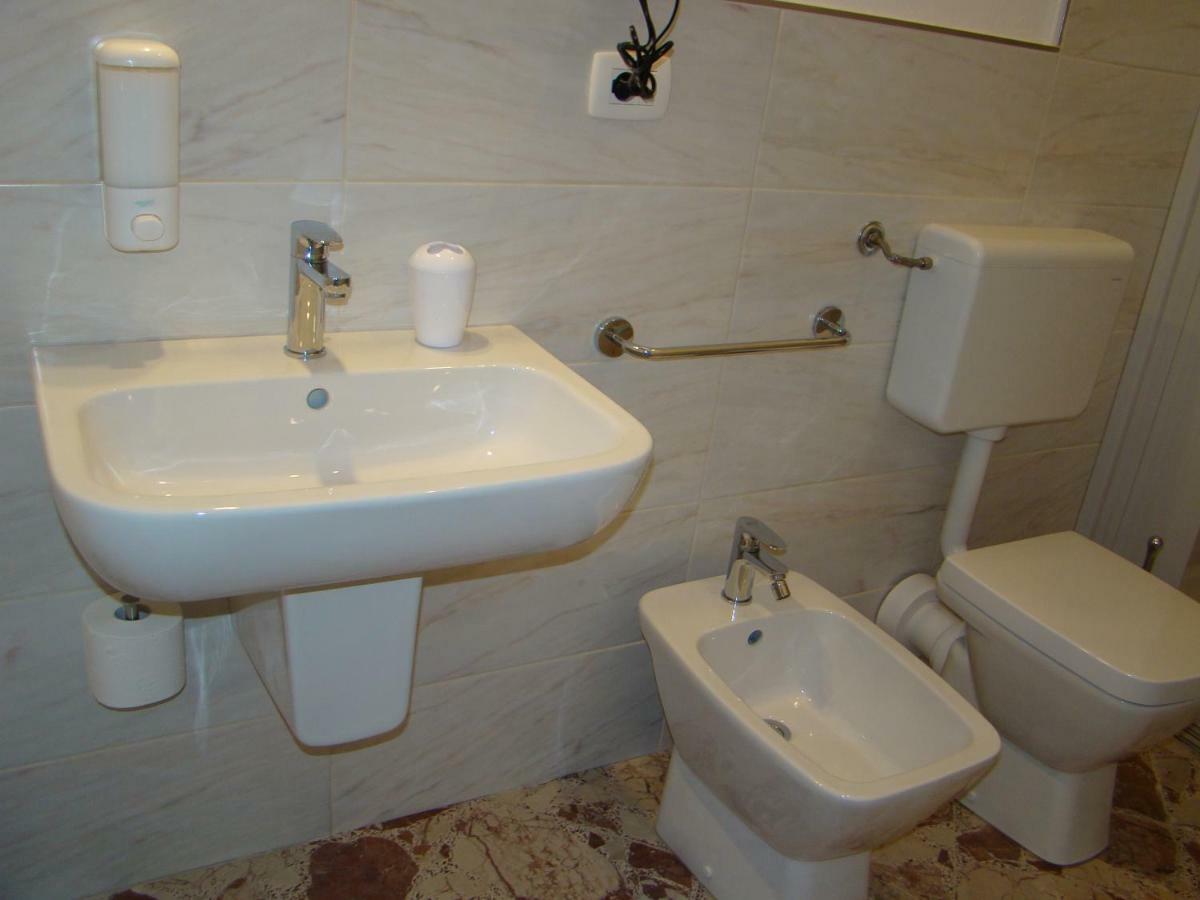 Belvedere Sulla Valle Apartment Agrigento Luaran gambar