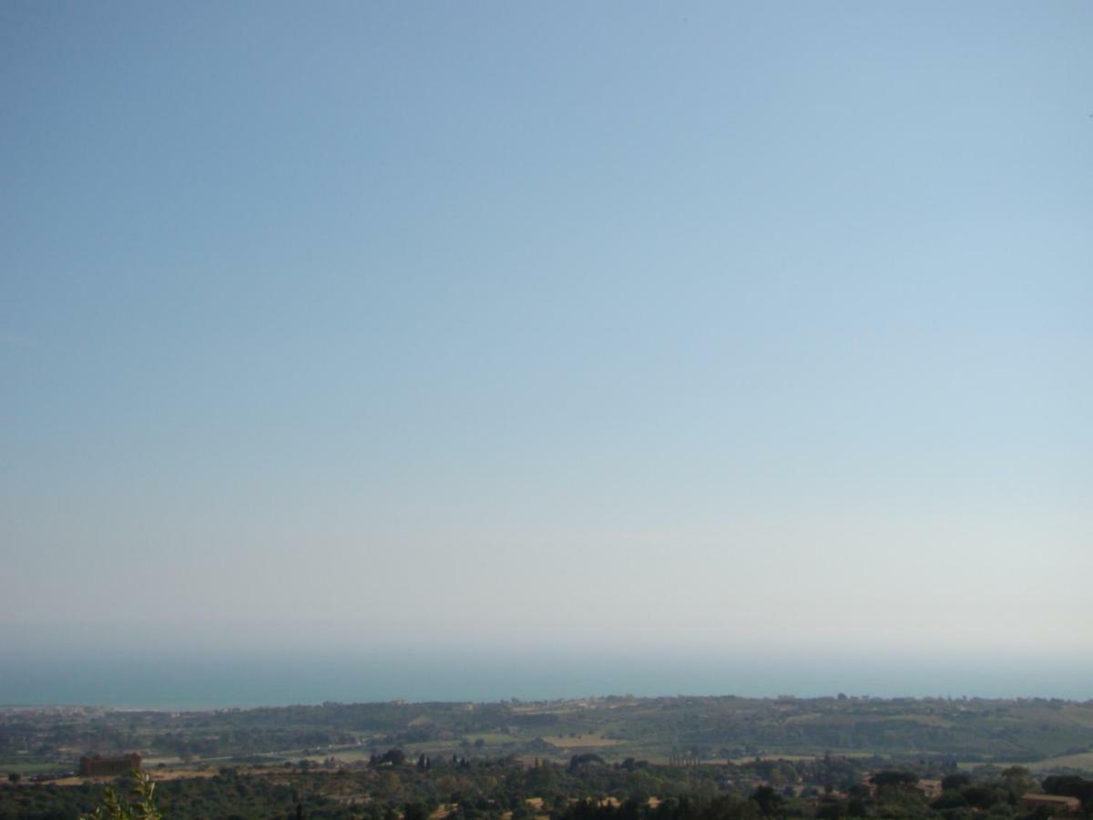 Belvedere Sulla Valle Apartment Agrigento Luaran gambar