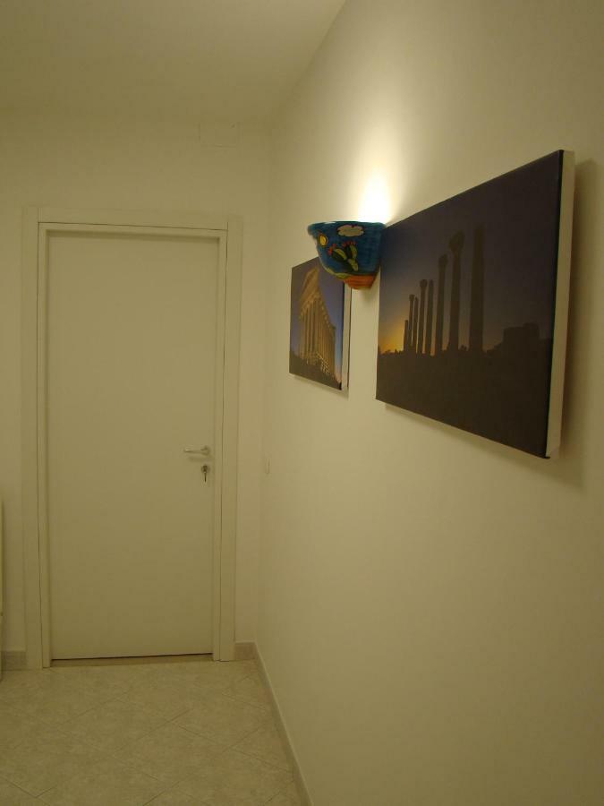 Belvedere Sulla Valle Apartment Agrigento Luaran gambar